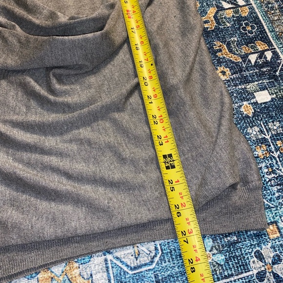 ANTHROPOLOGIE VAN ELSLANDER Silk/Cashmere Sweater, Size XSmall - Picture 5 of 6